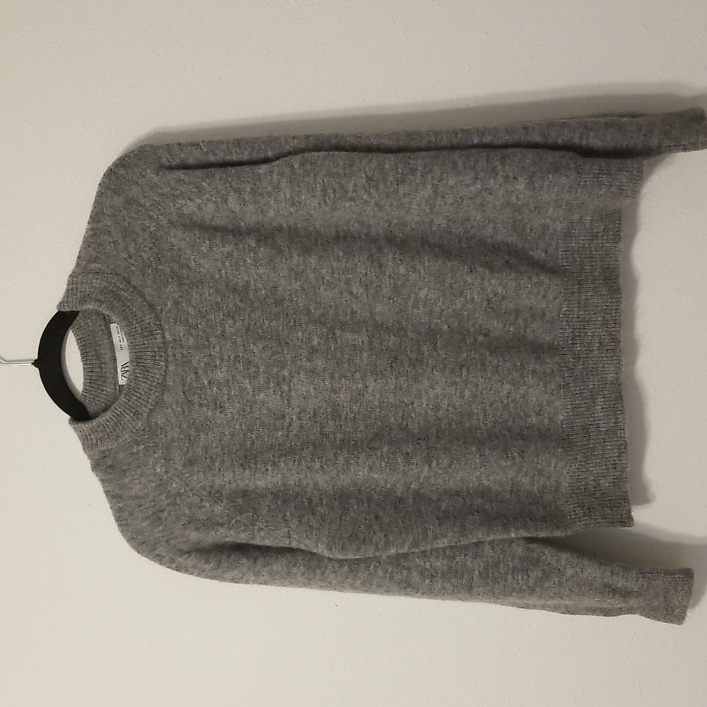 Used Zara sweater, gray, size Medium.
